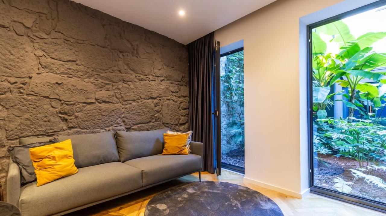 Luxury Oasis In Bonfim By Lovelystay Porto Luaran gambar